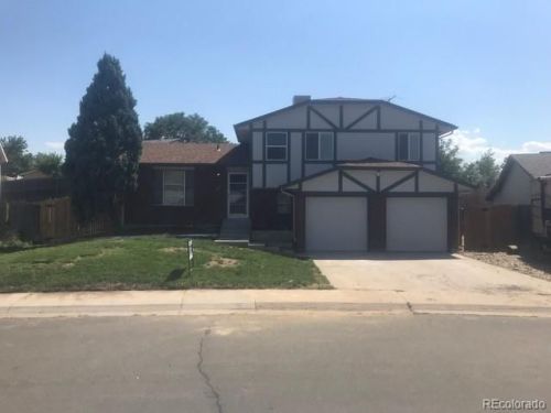 1817 Idalia St, Denver, CO 80017-5005