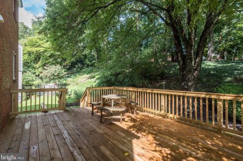 417 Penwood Rd, Silver Spring MD  20901-2718 exterior