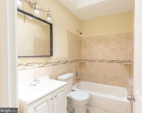 1649 Hunting Park Ave, Philadelphia PA 19140-2826 exterior