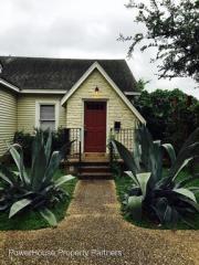 937 52nd St, Austin TX  78751-2243 exterior