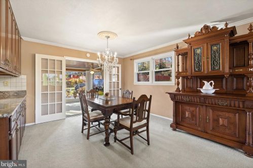 5209 Light St, Springfield VA  22151-2522 exterior