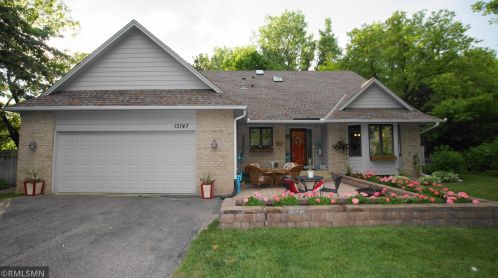13747 Georgia Dr, Saint Paul MN  55124-7627 exterior