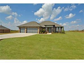 4729 Hillcrest Ln, Edmond, OK 73025-1141