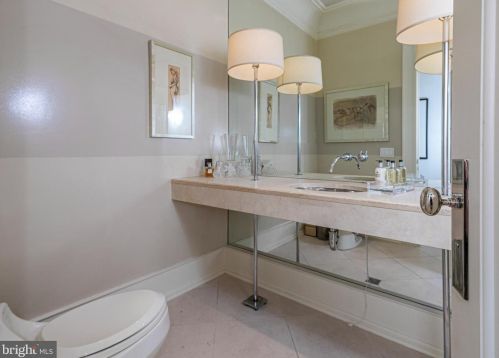 110 Brooks Bnd, Princeton NJ  08540-7545 exterior