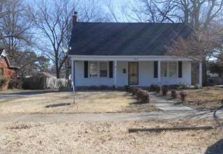 414 Maple St, Covington, TN 38019-2828