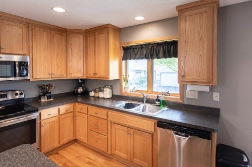 989 Farrell St, Saint Paul MN  55119-5203 exterior