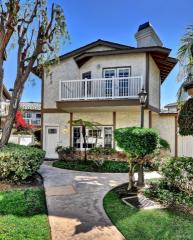 1715 Date Ave, Torrance CA  90503-7200 exterior