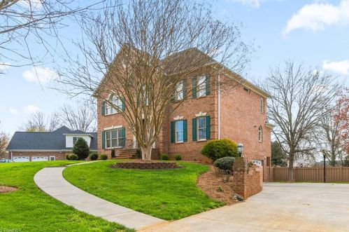 133 Keswick Dr, Redland, NC 27006-7271