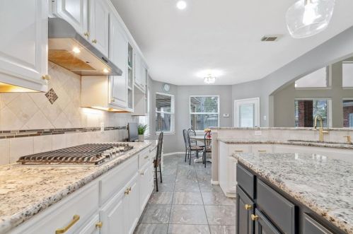 130 Evangeline Oaks Cir, Conroe TX  77384-5010 exterior