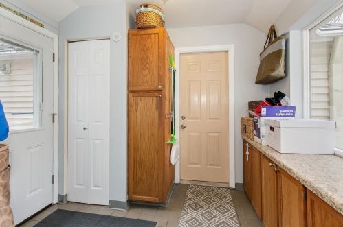 215 Briarwood Ave, Saint Paul MN  55115-1401 exterior