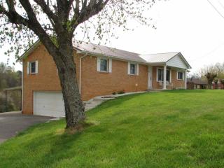 131 Sweeten Rd, Parrottsville, TN 37843-2609