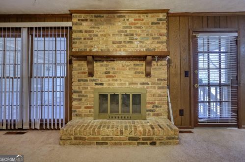 2647 Club Forest Ct, Conyers GA  30013-1904 exterior