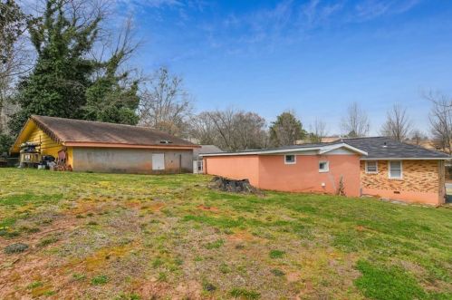 501 Harper Rd, Atlanta GA  30315-7555 exterior