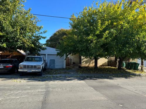 2306 Fremont St, Stockton, CA 95203-1917