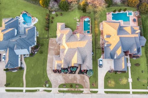 3328 Clubview Dr, Argyle TX 76226-2113 exterior