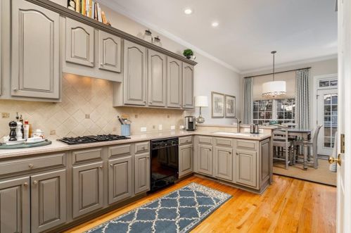 2308 English Ivy Ct, Atlanta GA  30339-6797 exterior