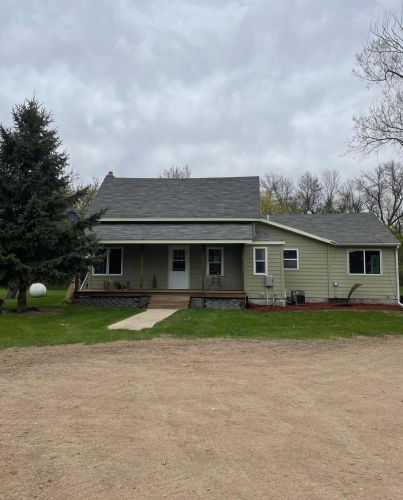 47390 210th St, Morris, MN 56267-4720