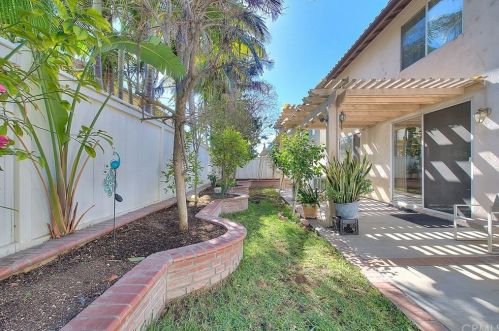 236 Aspan Ave, Irwindale CA 91702 exterior