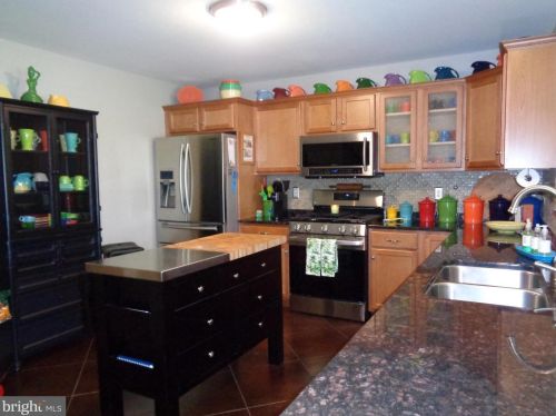 521 White Chapel Rd, Lancaster, PA 17603-9032