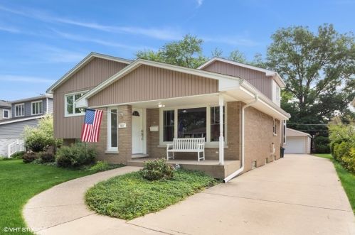 861 Swain Ave, Elmhurst, IL 60126-4736