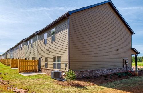 1057 Mcconaughy Ct, Mcdonough GA  30253-6794 exterior
