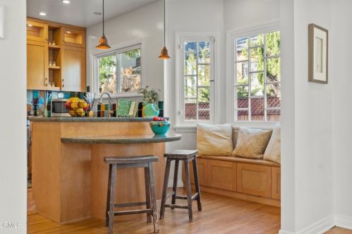 1133 Cordova Ave, Glendale CA  91206-2114 exterior