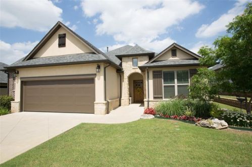 8415 Nogales Ave, Tulsa OK  74127-3111 exterior