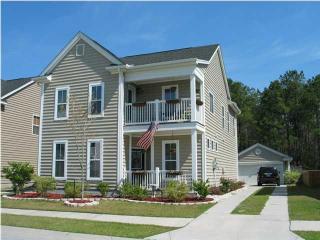 156 Avonshire Dr, Summerville SC  29483-7347 exterior