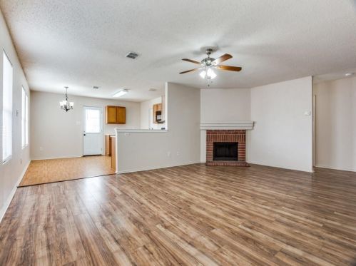 3875 Fox Run Dr, Fort Worth TX  76123-2509 exterior