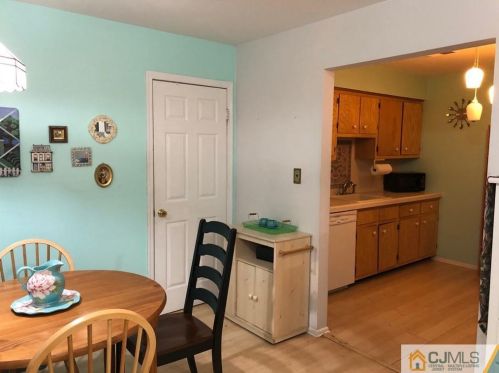 9 Higgins Rd, Old Bridge, NJ 08857-2749
