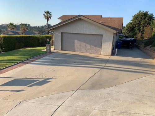 1618 Jackson Hill Ct, El Cajon, CA 92021-1701