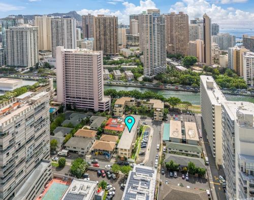 1909 Kahakai Dr, Honolulu HI  96814-4840 exterior