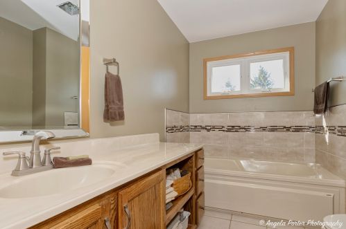 802 Elm St, Pingree Grove IL  60140-8367 exterior