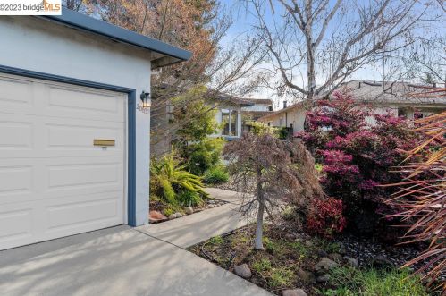 20632 Woodside Way, Hayward, CA 94546-4642