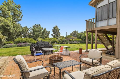 2123 Fallen Leaf Dr, Santa Maria CA  93455-5739 exterior