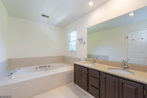 69 Lawrence Rd, Dover NJ  07869-3100 exterior
