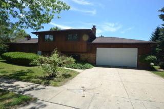 537 Blue Ridge Ct, Hoffman Estates IL  60123-2671 exterior