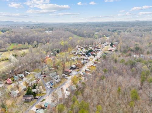 281 Stag Leap Dr, Cleveland GA  30528-2965 exterior