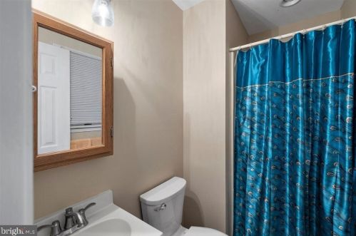 512 Poplar St, Hanover PA 17331-4928 exterior