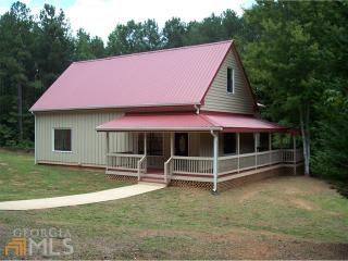 94 Blueberry Hill Ln, Franklin, GA 30217-7558