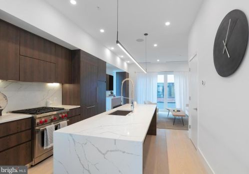 119 23rd St, Philadelphia, PA 19103-4311