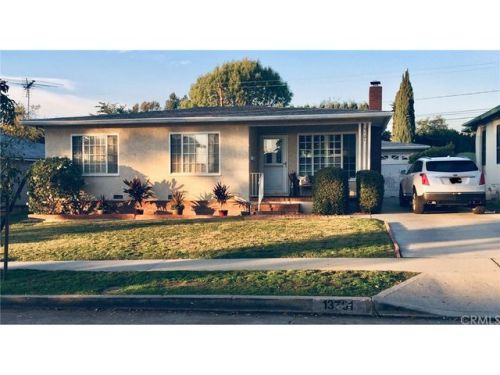 13701 Sunset Dr, Whittier, CA 90602-2433