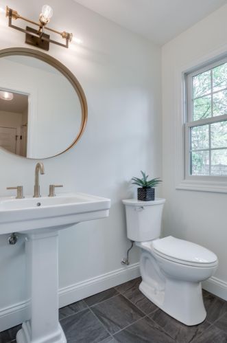 4900 Larkspur Ln, Minneapolis MN  55435-4028 exterior