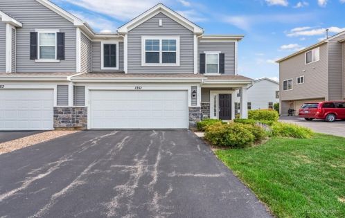 1351 Lighthouse Ln, Pingree Grove IL  60140-2075 exterior