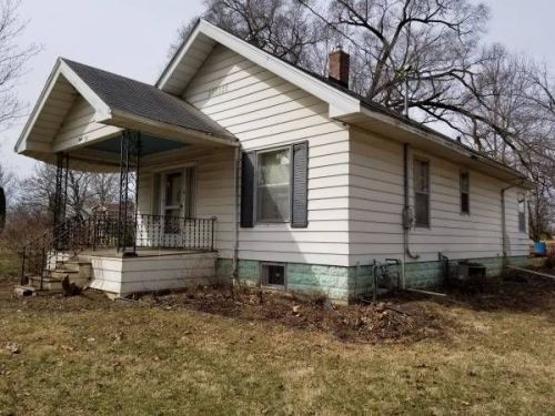 801 Daisyfield Rd, Rockford, IL 61102-1308