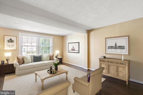 3280 Wyndale Ct, Woodbridge, VA 22192-4312