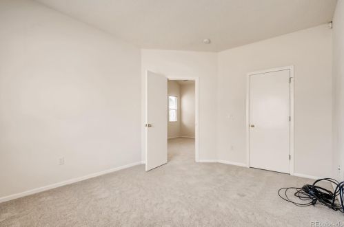 19494 58 Pl, Denver CO 80019-2027 exterior