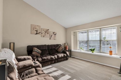 18149 Asbury Dr, Aurora CO 80227-2306 exterior