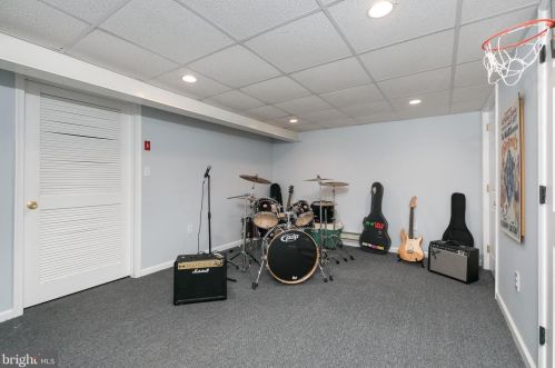 254 Ridgeview Rd, Princeton NJ  08540-7665 exterior