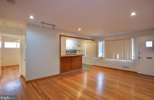 1110 Ruatan St, Silver Spring MD 20903-3319 exterior